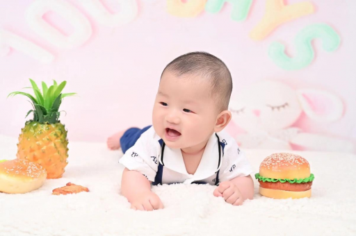 永新宝宝可以躺着喝奶瓶吗