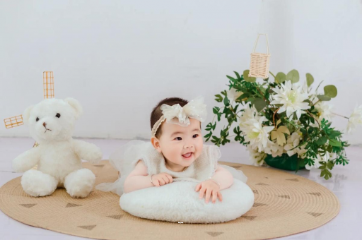 永新宝宝多久会抬头